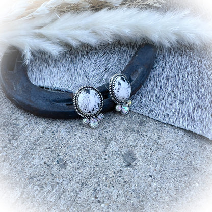 Royal Western Everyday Stud Earrings - White