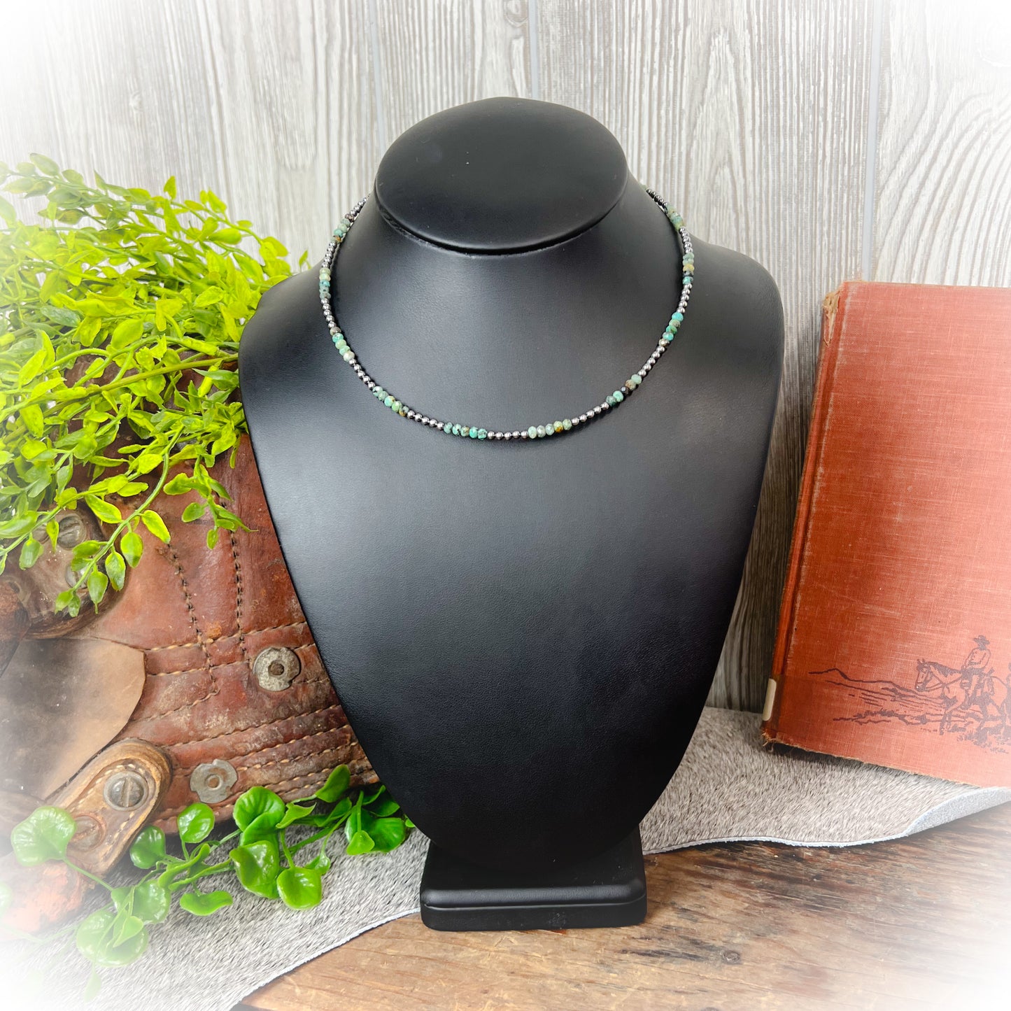 Novie – African Turquoise & Sterling Silver Pearl Choker Necklace (3mm)