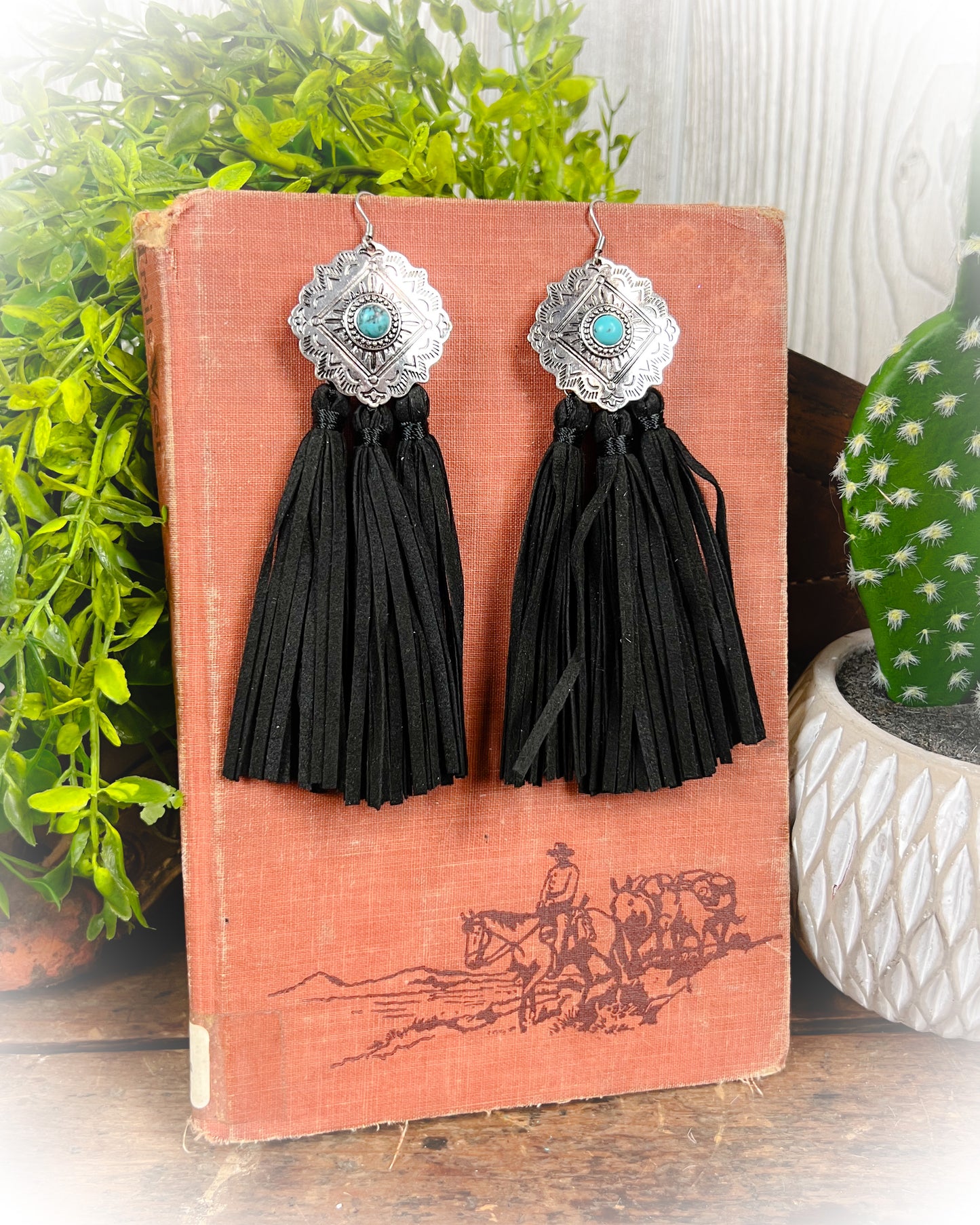 Out West Fringe Earrings - Black