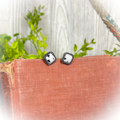 Small Western Stone Stud Earrings - White