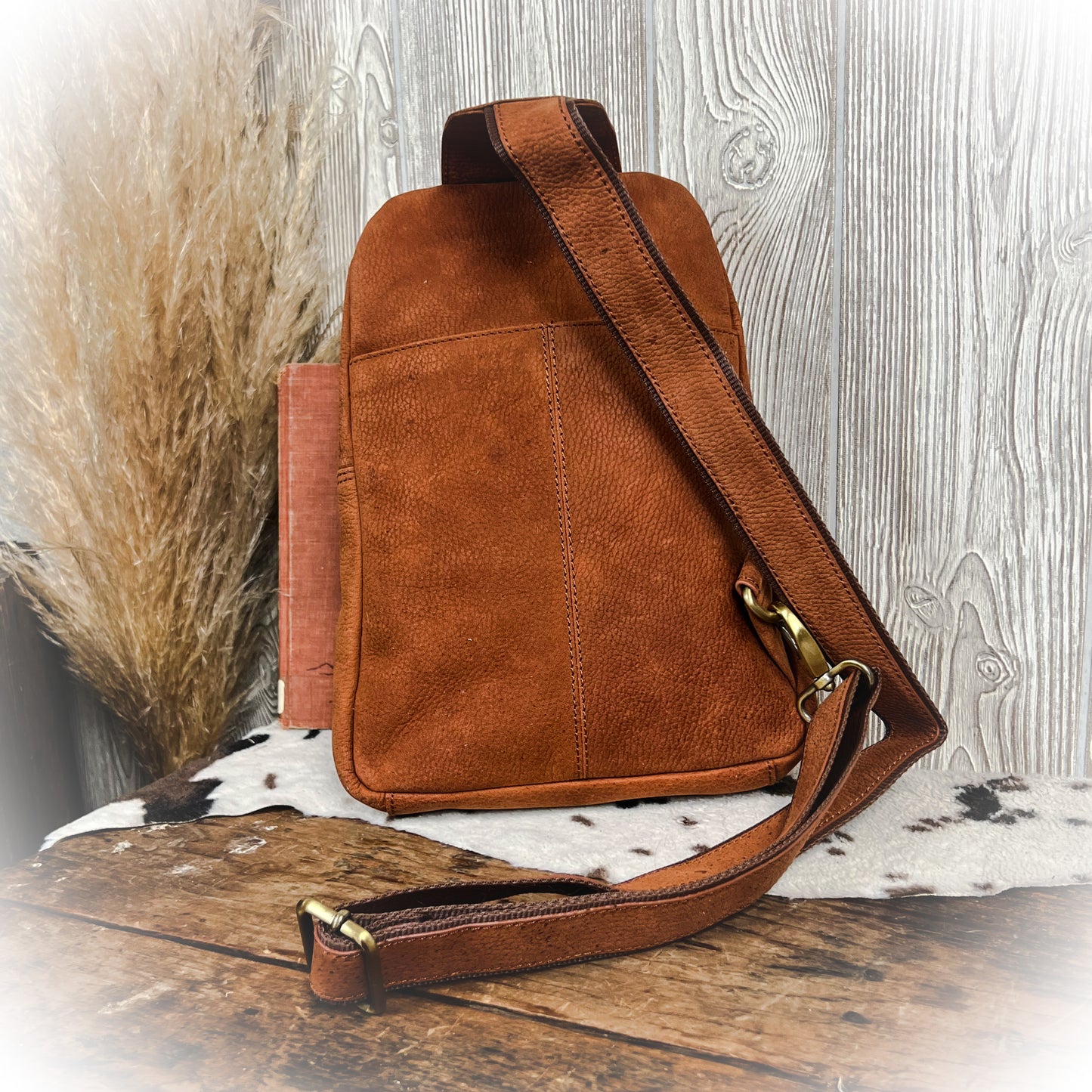 Mountain Bend Sling Bag