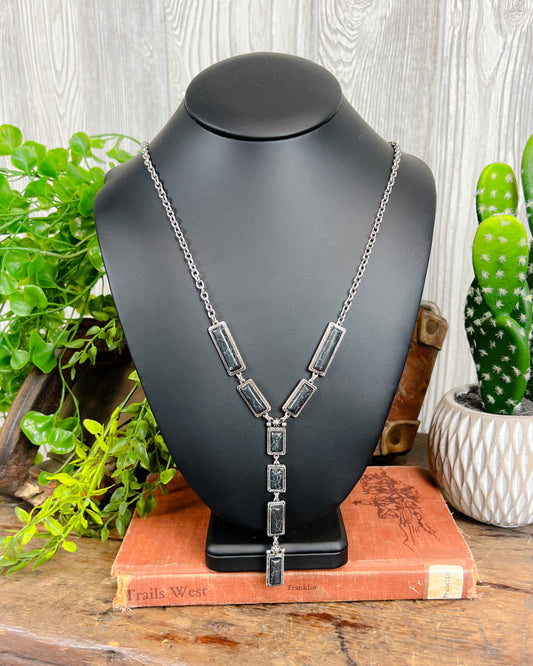 Jolene Lariat Necklace - Black