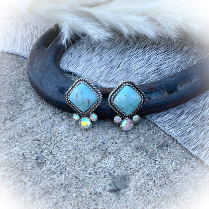Majestic Western Everyday Stud Earrings - Turquoise