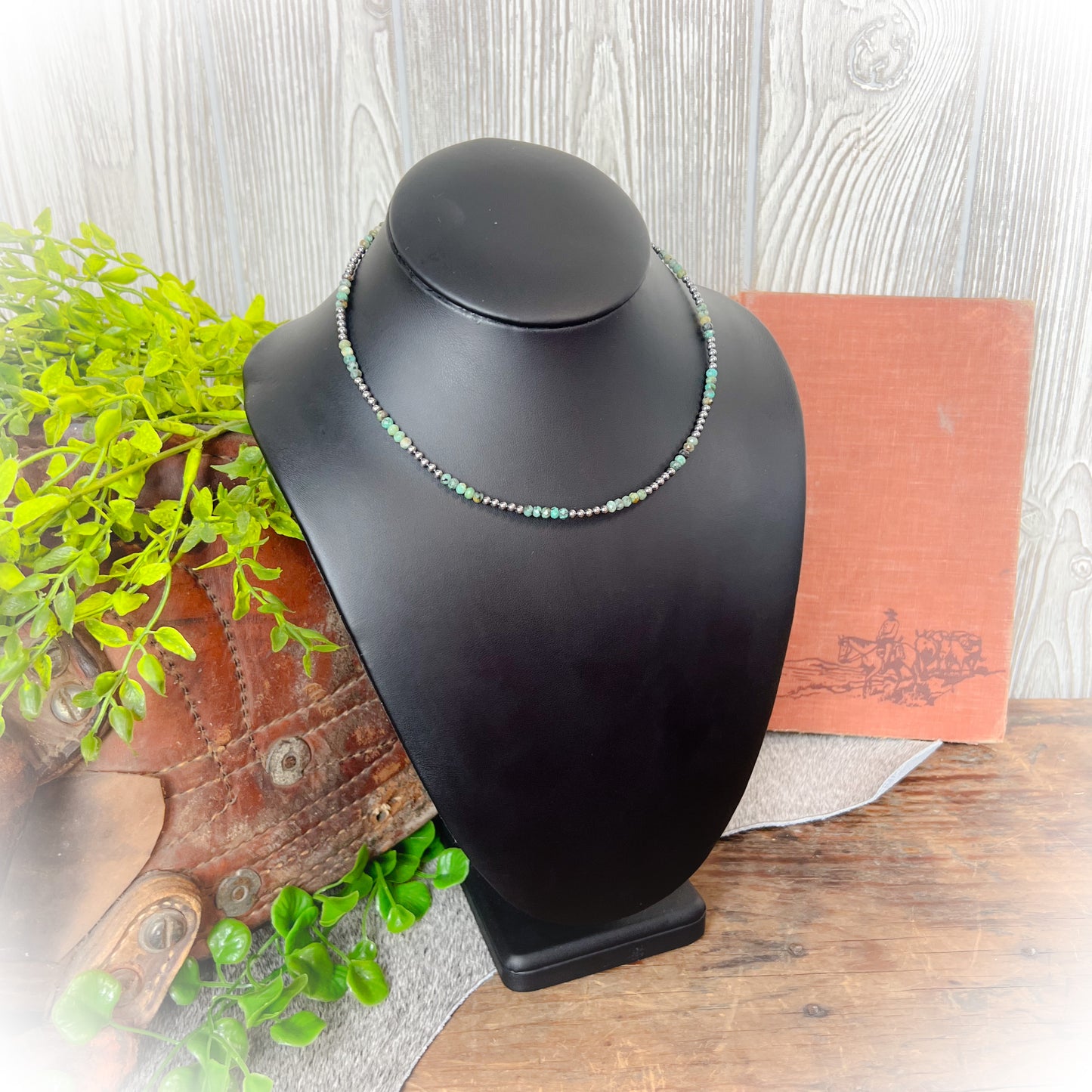 Novie – African Turquoise & Sterling Silver Pearl Choker Necklace (3mm)
