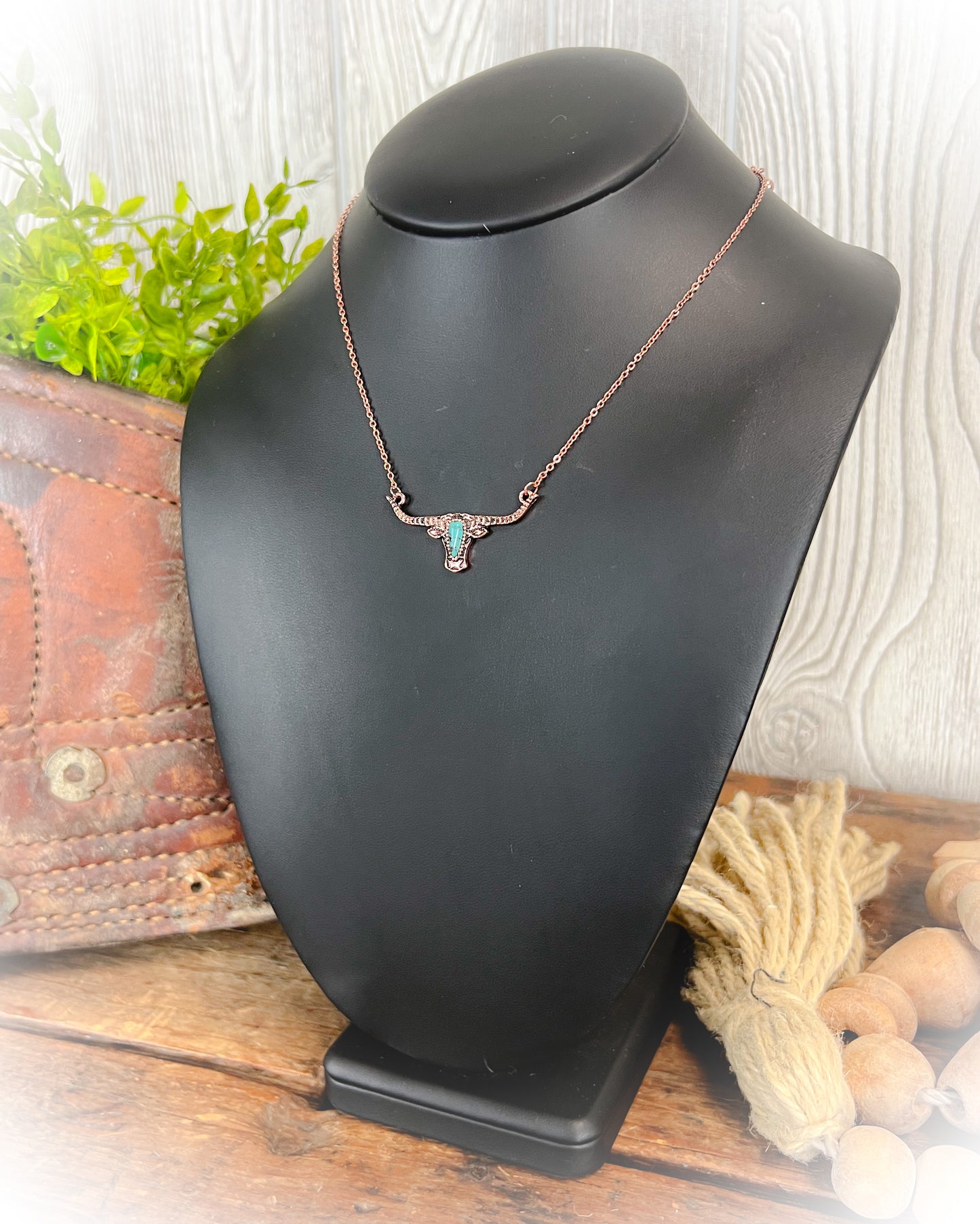 Longhorn Necklace - Bronze