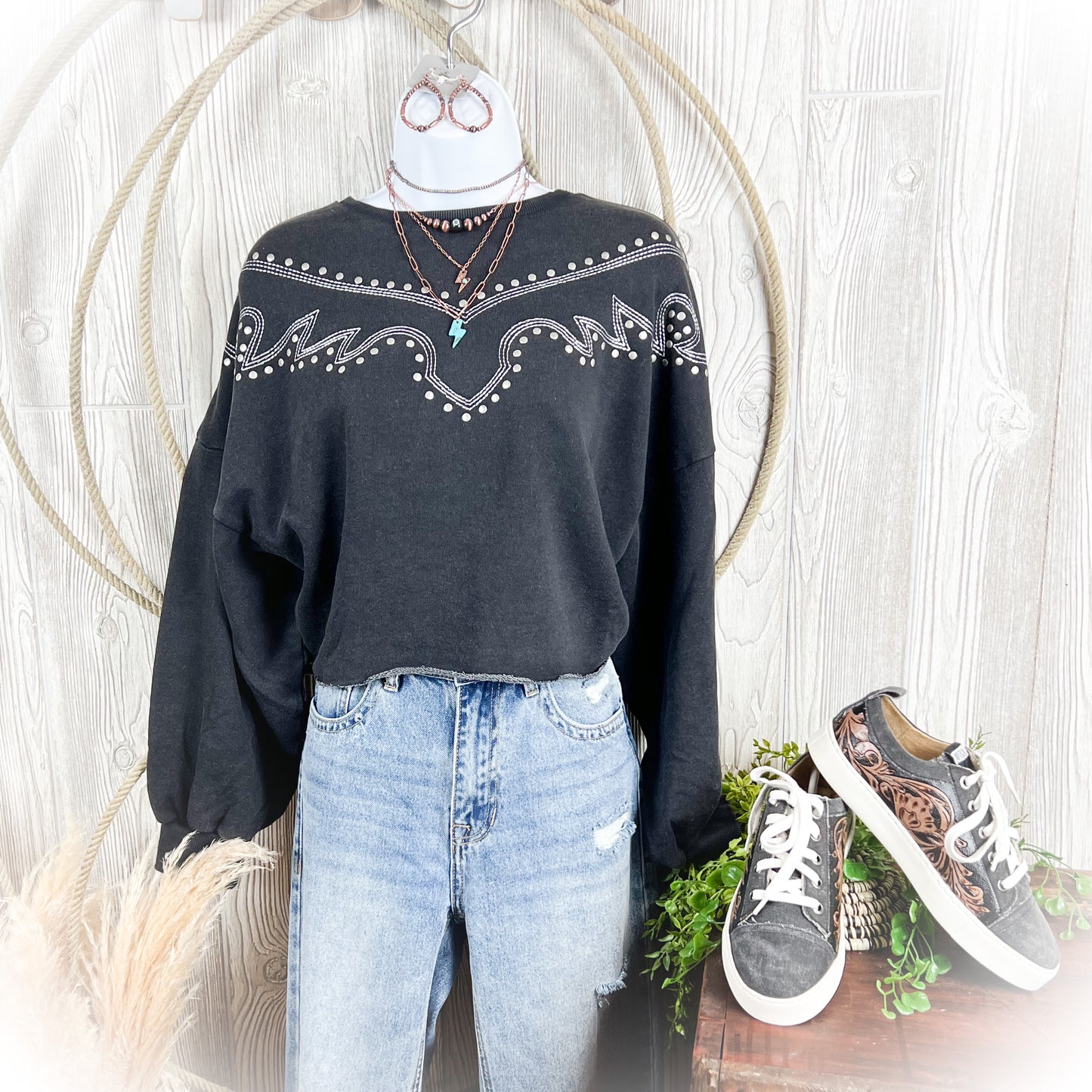 Western Studded Boot Stitch Cropped Crewneck Sweater