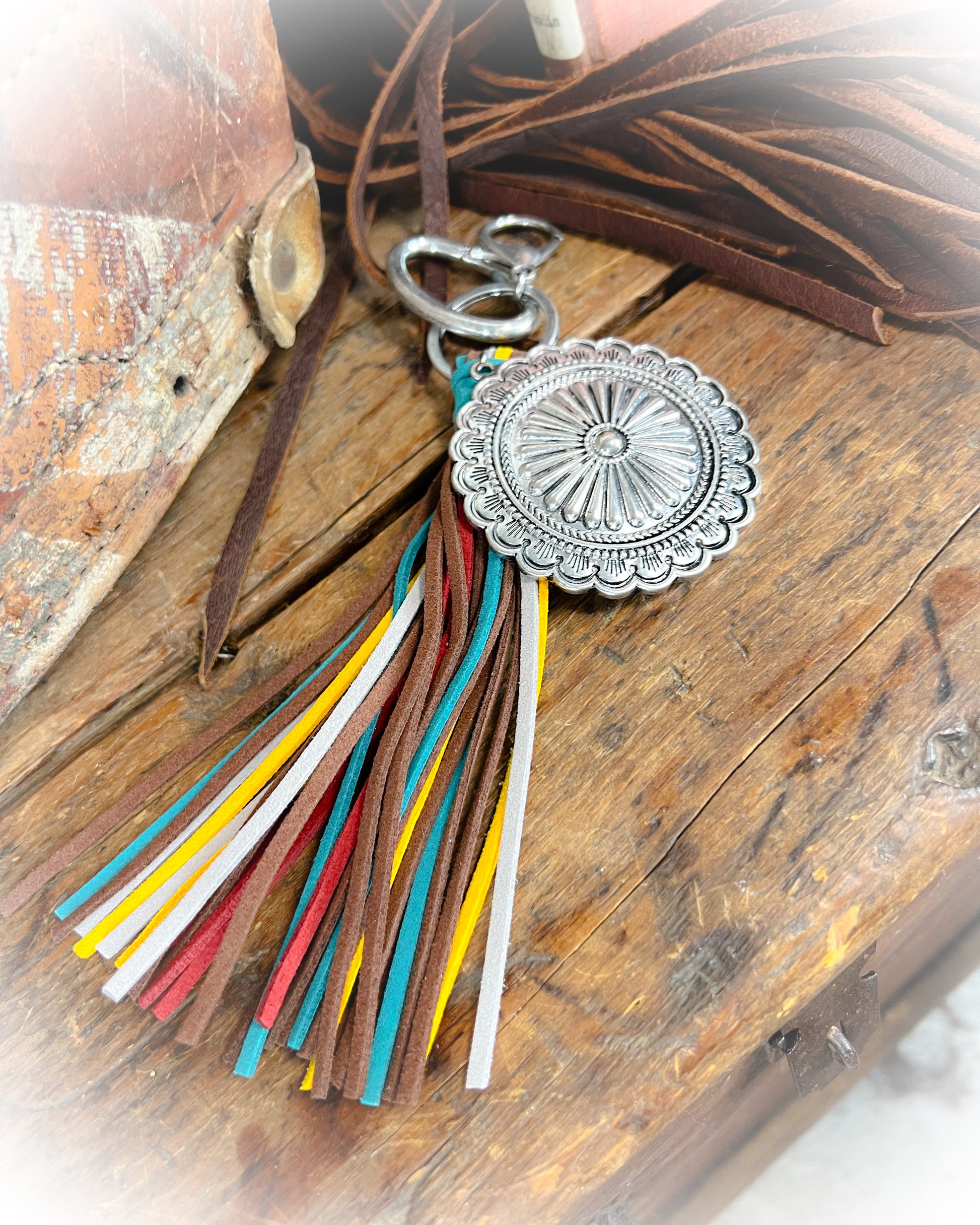 western concho keychain | punchy cactus western boutique | western accessories 