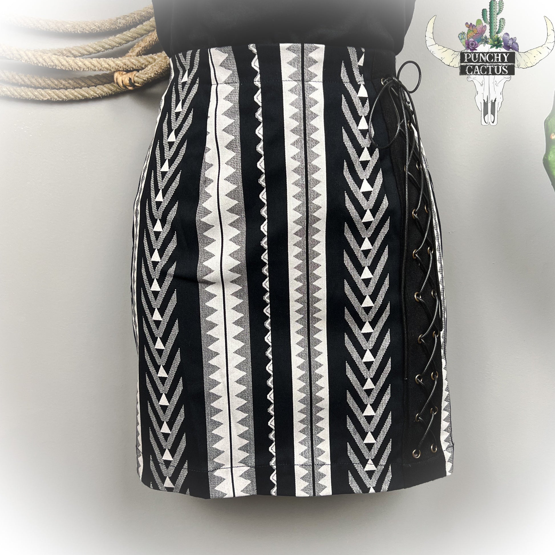 western boho black and white aztec print skirt