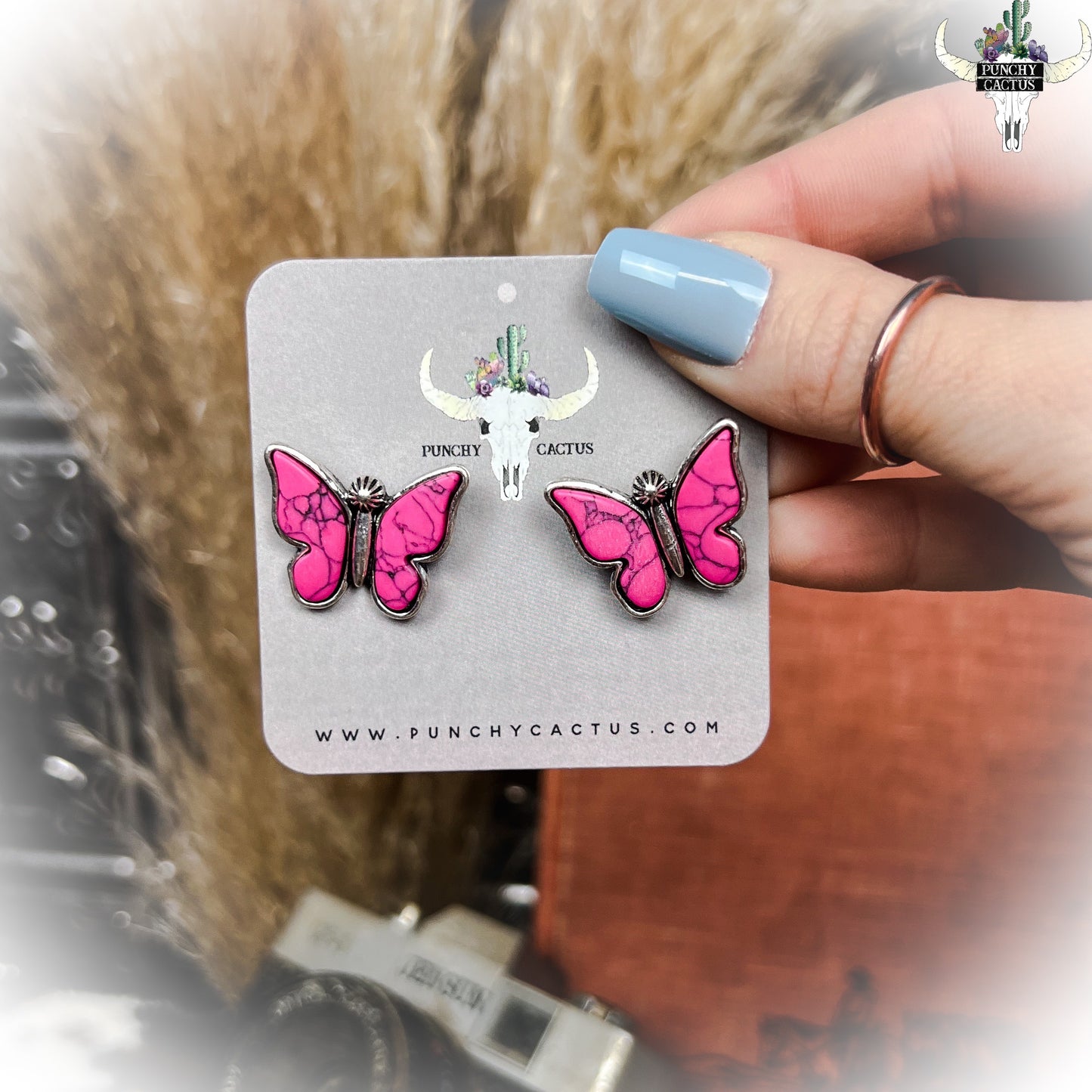 z-Butterfly Earrings - Hot Pink