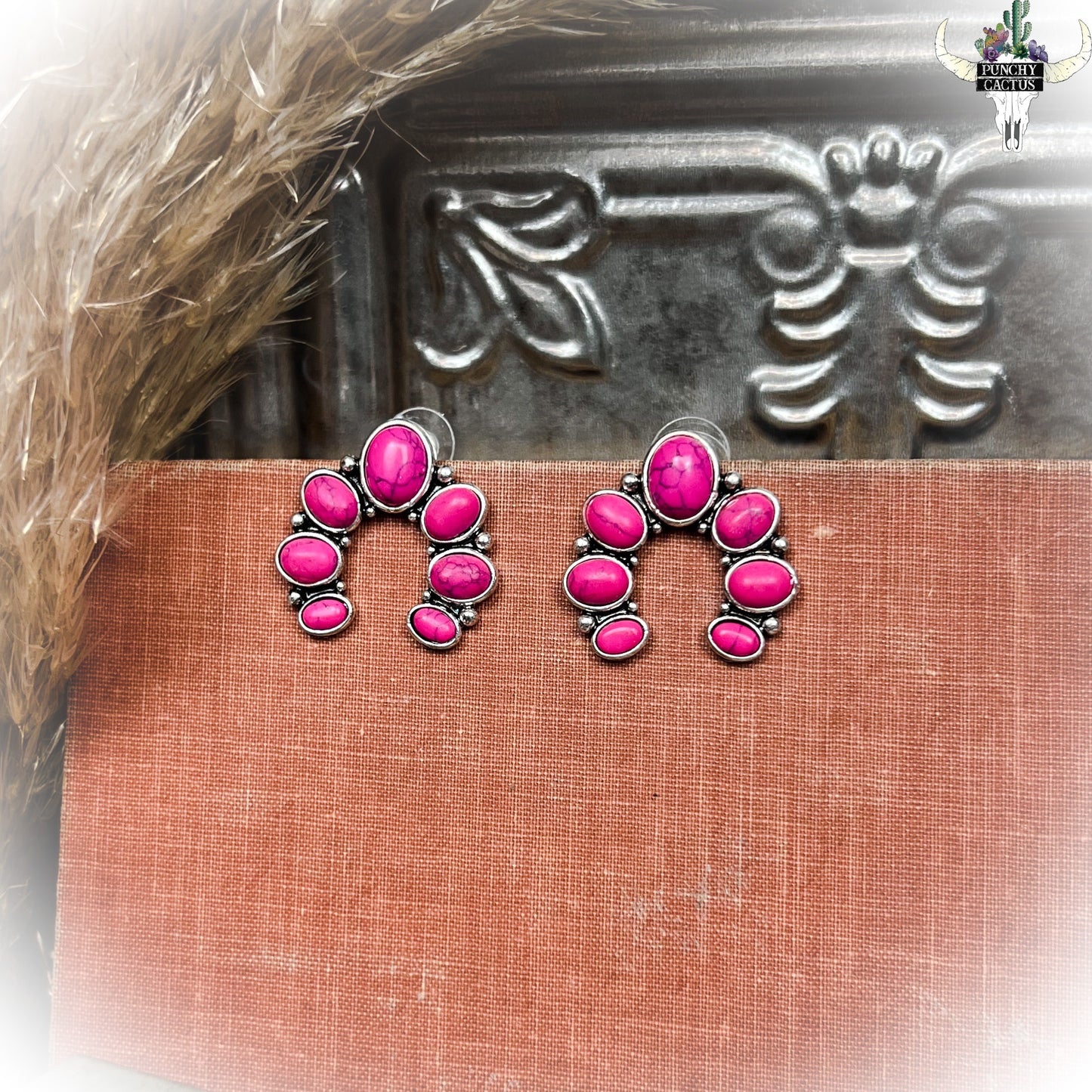 z-Squash Blossom Stud Earrings - Hot Pink
