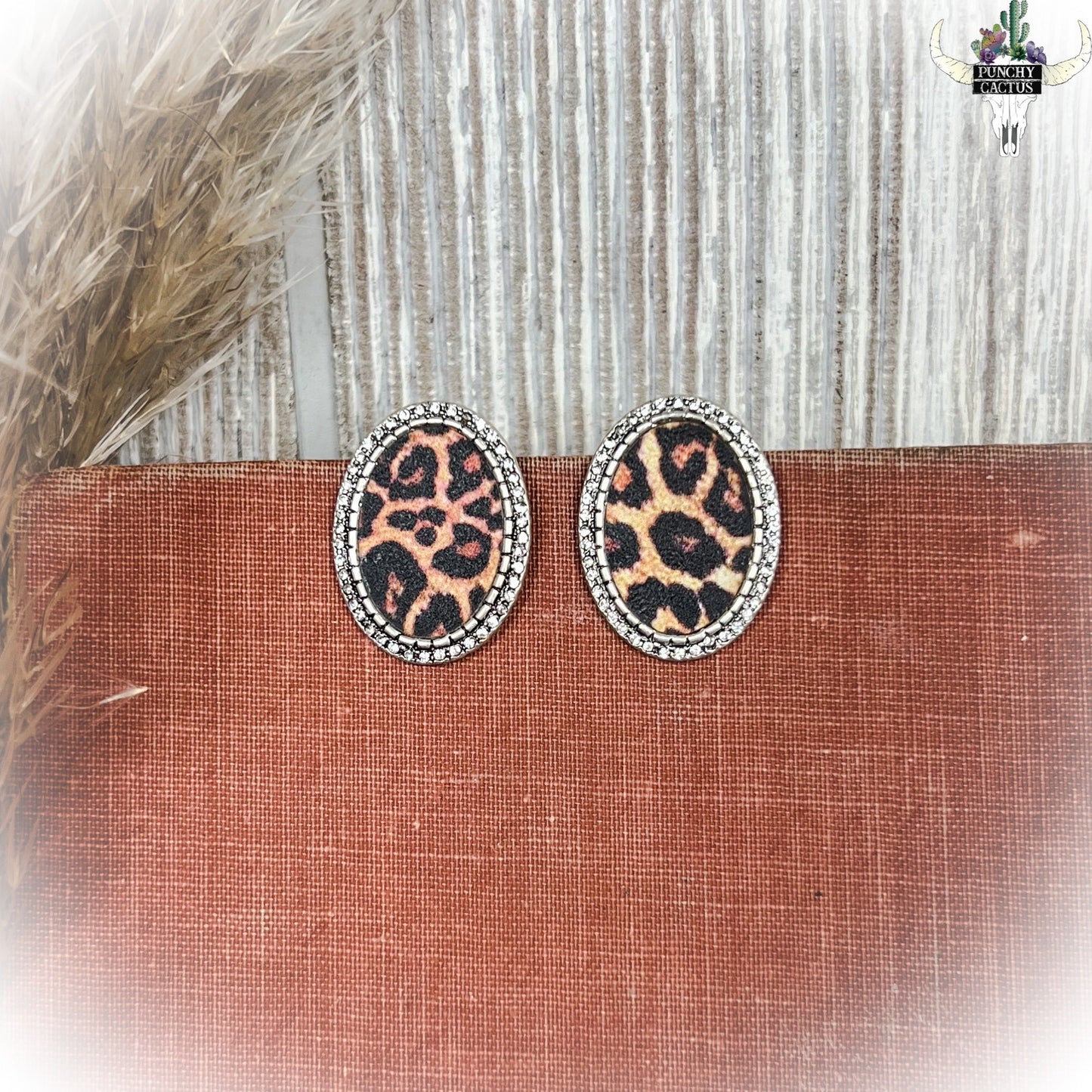 z-Cheetah Print Stud Earrings