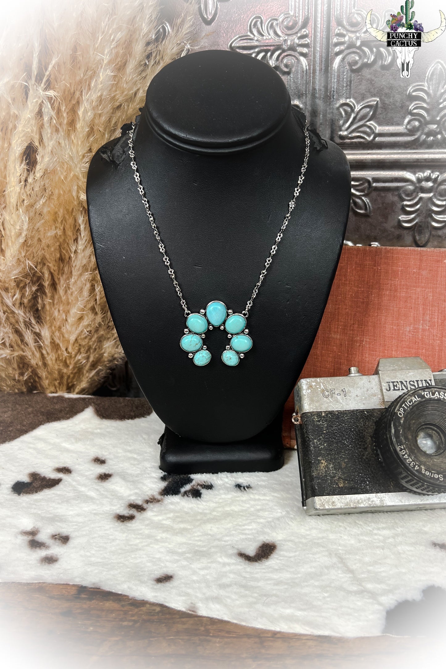 z-Turquoise Squash Blossom Pendant Necklace