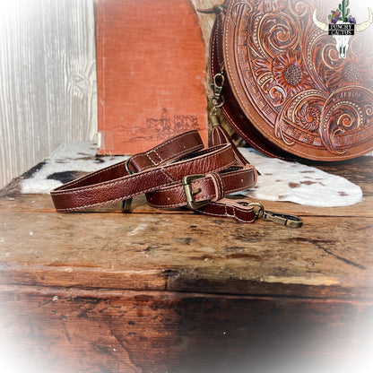 z-Crimson Canteen Purse